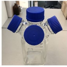 בקבוק מעבדה עם 4 פתחים